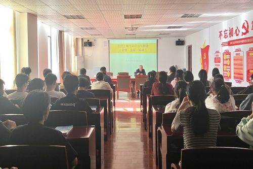 企業(yè)課堂 企業(yè)專家藍(lán)云星為我院師生做報告